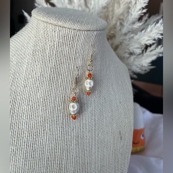 🧡💀Handmade Earrings💀🧡 - Picture 6 of 10
